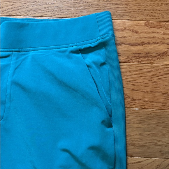 Athleta green Ankle Pants - Picture 3 of 7
